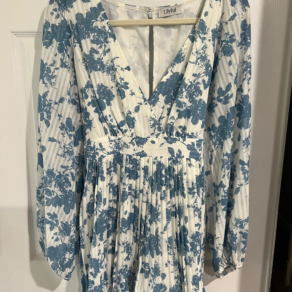 romper - Picture 2 of 4
